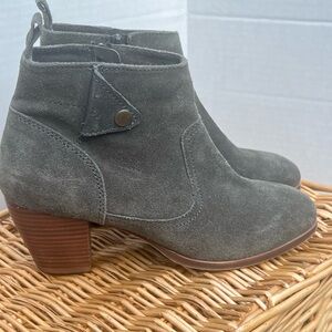 Diba Leather Booties- Olive green/Gray color